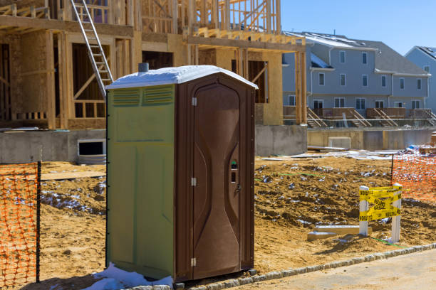 Portable Toilet Options We Offer in Hurley, WI
